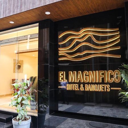 Hotel El Magnifico Сурат Экстерьер фото